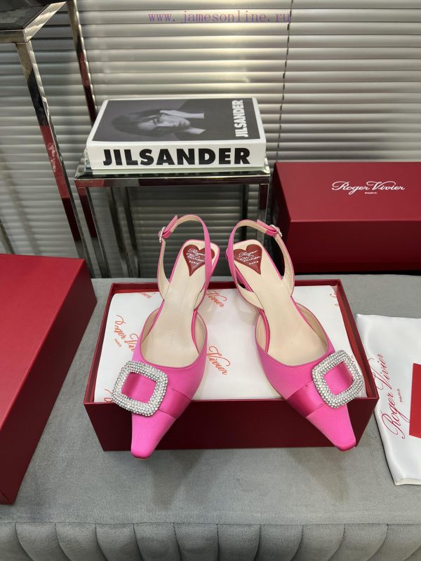 Top tierRV pointed rhinestone silk single shoeAll the craftsmanship is used to create a perfokucrjpu