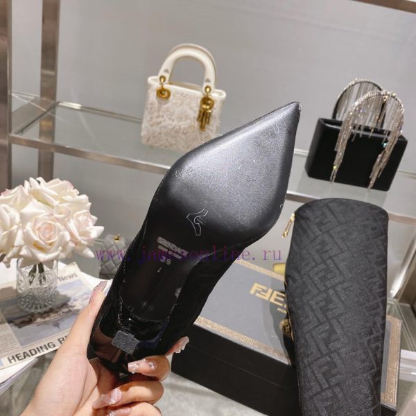 Fendi&Versace Joint CollectionLong boots 16 inchesReal leather bottom??? Show style Fendi Du9l2pqu57 - Image 8