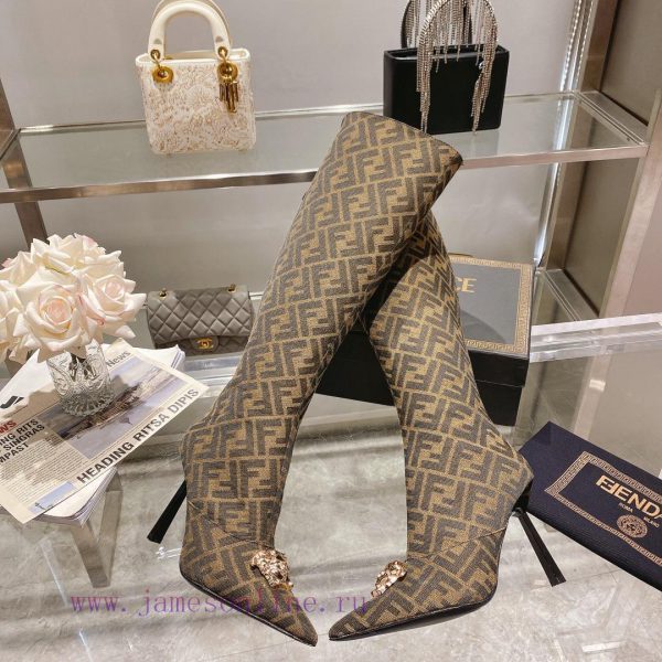 Fendi&Versace Joint CollectionLong boots 16 inchesReal leather bottom??? Show style Fendi Duvj8i686m - Image 7