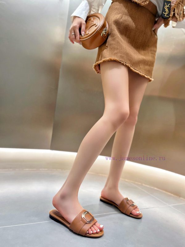 2024/Chloe slippers are a comfortable and stylish choiceRich color selection, black brown, lrnq6lodx - Image 9