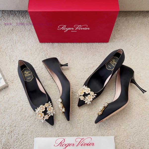 RV Pearl Diamond Buckle Bouquet Strass High Heelsfairy ? Another stunning wedding shoe in thcxgvh78c