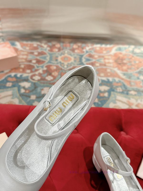 ️  Miu Miu 24 Early Spring Edition Upgraded Craftsmanship to Create Exquisite Products, Decovtom2nck - Image 10