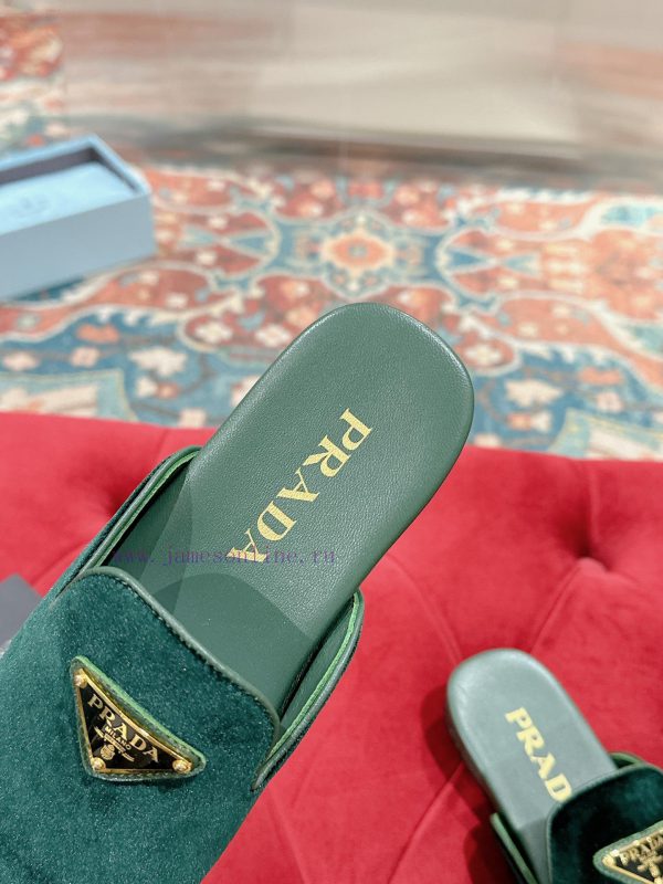 ️  Prada Velvet Flat Shoes Top of the line Many internet celebrities Injection molded triangivglszco - Image 8