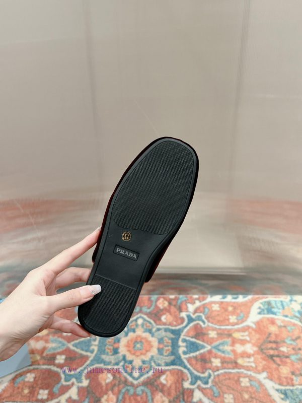 ️  Prada Velvet Flat Shoes Top of the line Many internet celebrities Injection molded triangqbz0rtx4 - Image 9