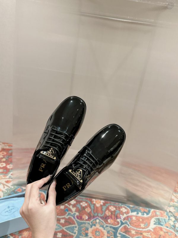 ️  PRADA makes a hot debut with top-notch photos, original remastered version, super regulare6tdokwe - Image 9