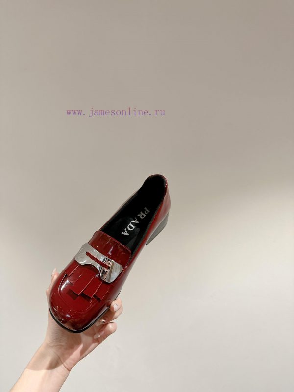 ️  PRADA makes a hot debut with top-notch photos, original remastered version, super regular4bcfnk7n - Image 3