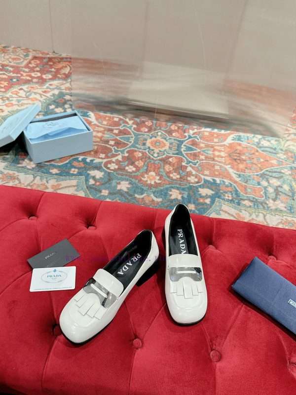 ️  PRADA makes a hot debut with top-notch photos, original remastered version, super regular38alijy8 - Image 4