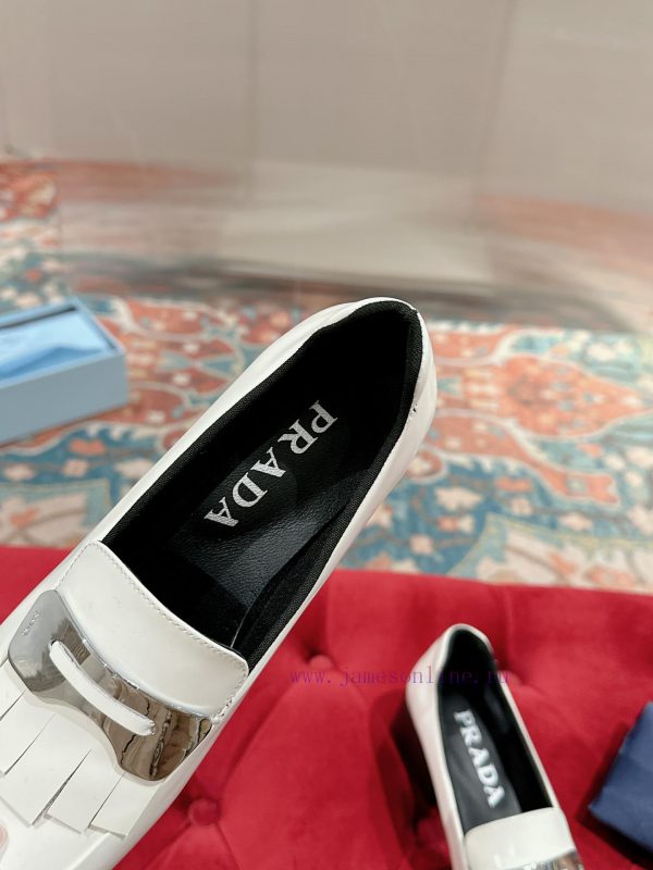 ️  PRADA makes a hot debut with top-notch photos, original remastered version, super regular38alijy8 - Image 8