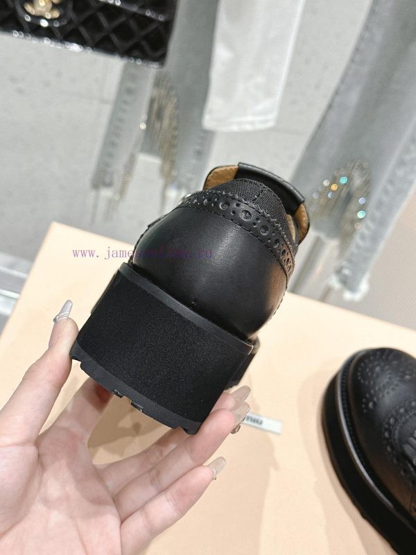 ?????? Miu Miu's new thick soled Block leather shoesSelected imported polished cowhide materya2293de - Image 9