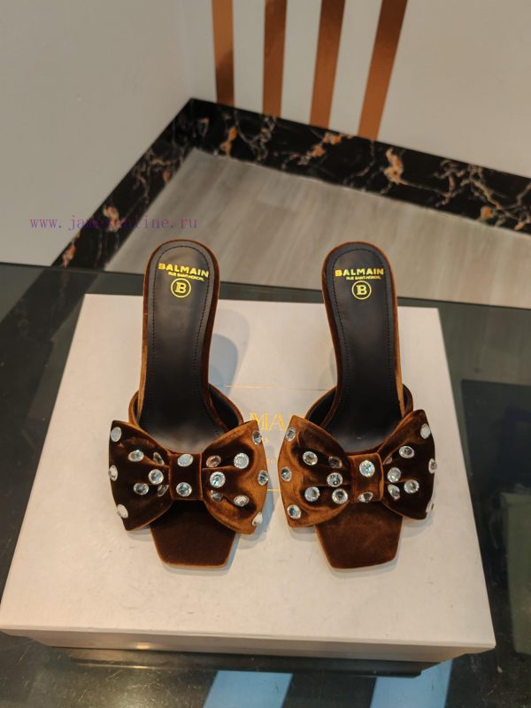 Out, ??? * ??? Balman 2024 Spring/Summer Fashion Show Original Korean Velvet Diamond High Heyl2prdor