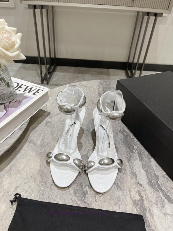 Alexanderwang 24 Spring New Popular Cool DragsThe shoe insole with a textured feel and massasb2ofqf6
