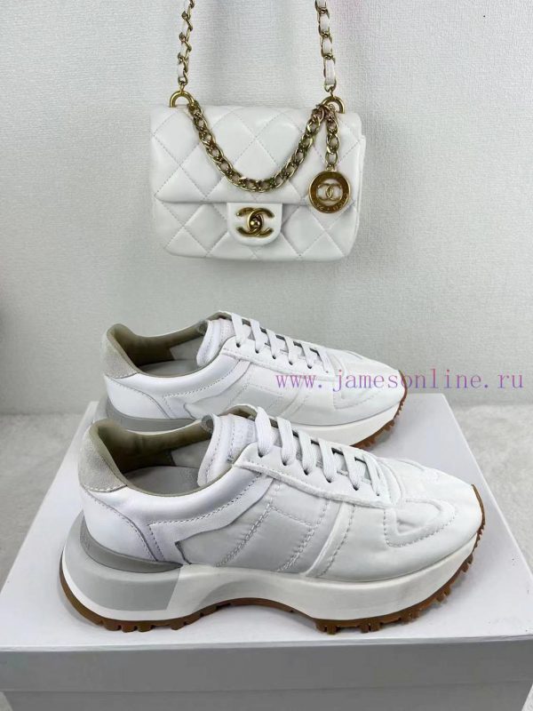 Maison Margiela mm6 Put it on, take the steps of your life, accompany it, and embark on a di3yzz3ypw - Image 5