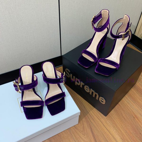 Gianvit Ross diamond buckle thick heel sandals are simple yet have other designs that perfecws8nk62d