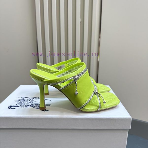 BURBERRY | SS24 Women's New SandalsShoe upper sandals, made of glossy leather fabric and feasq4mmg4h - Image 5
