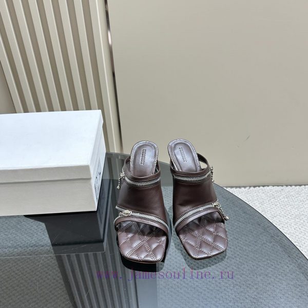 BURBERRY | SS24 Women's New SandalsShoe upper sandals, made of glossy leather fabric and fean1u9qk9h - Image 3
