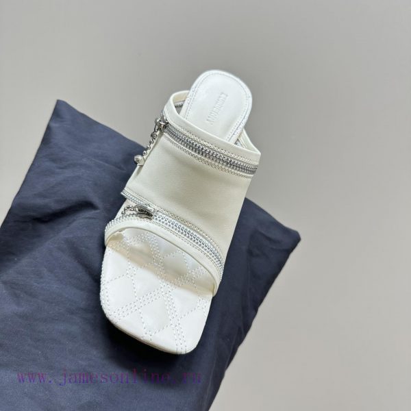 BURBERRY | SS24 Women's New SandalsShoe upper sandals, made of glossy leather fabric and fea8oju48wo - Image 9