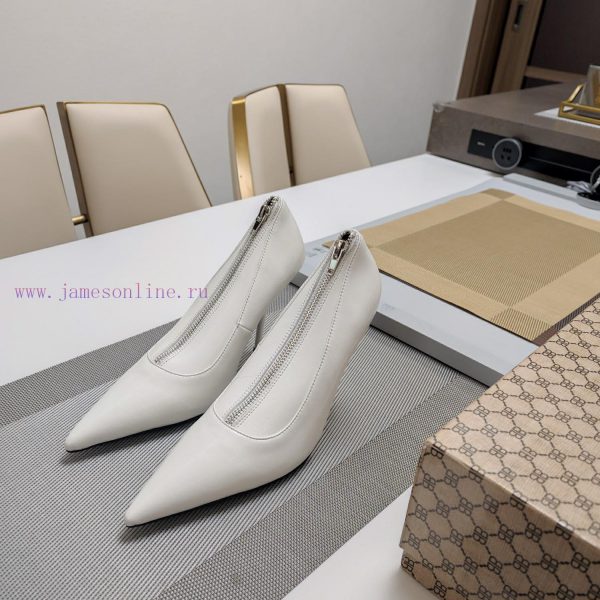 Top selling Balenciaga/adidas Spring 2024 fashion show exclusive customized edition, first rkf7t12k4 - Image 4