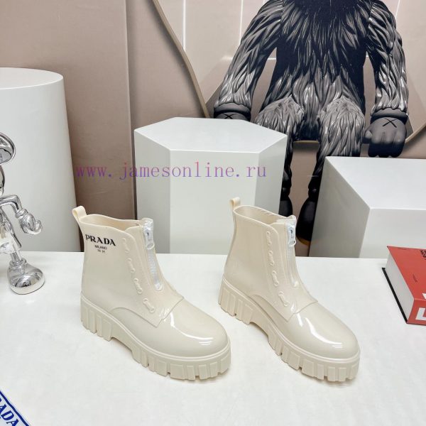 Top tierPrada 24vs Spring Latest Hot SeriesRound toe thick soled rain bootsNumerous internettr8g9qkq - Image 3
