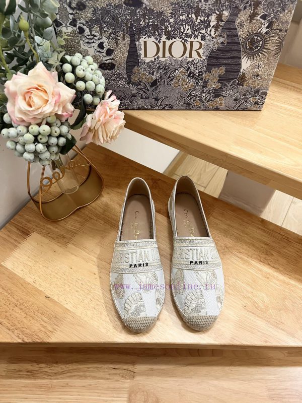 Top Original 11 RemakesDior 2023 Spring/Summer New CollectionPattern ‮ Flower lifting ‬ Thor7dke3dje