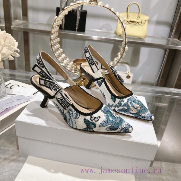 Top tierDior 2024 new season hollowed out carved Mary Jane pointed single shoesThe new Spectlh145qt4 - Image 6