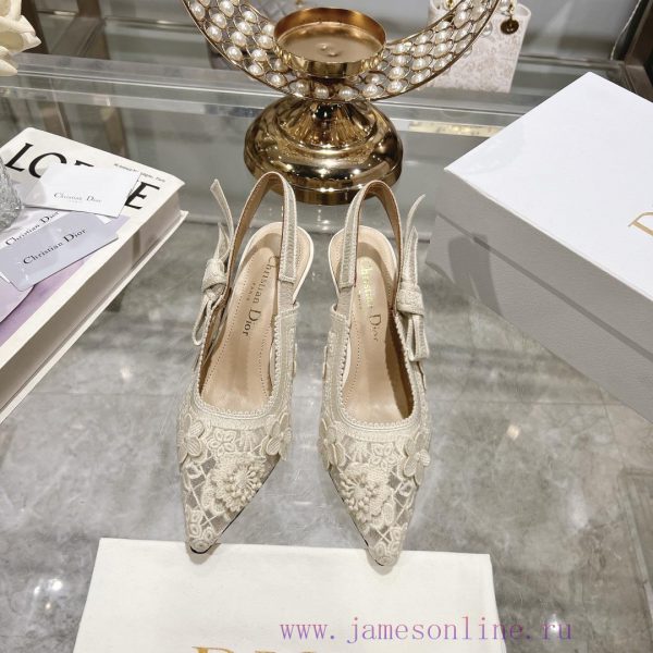 Top tier with flowersDior 2024 new season hollowed out carved Mary Jane pointed single shoesorke3ukb