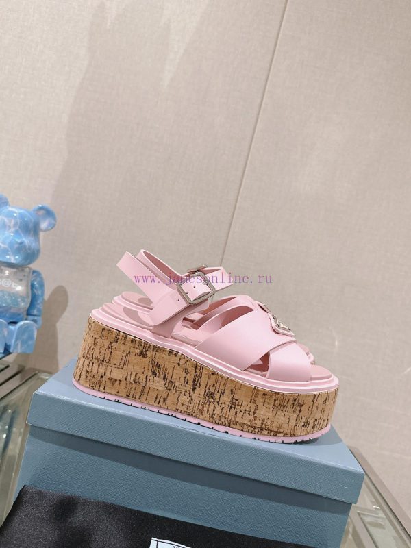 -24Fw Spring/Summer New Prada Wood Grain Thick Bottom Cross Rubber SandalsThis rubber sandalbn19bg29 - Image 3