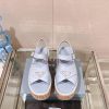 -24Fw Spring/Summer New Prada Wood Grain Thick Bottom Cross Rubber SandalsThis rubber sandalghpafn1a