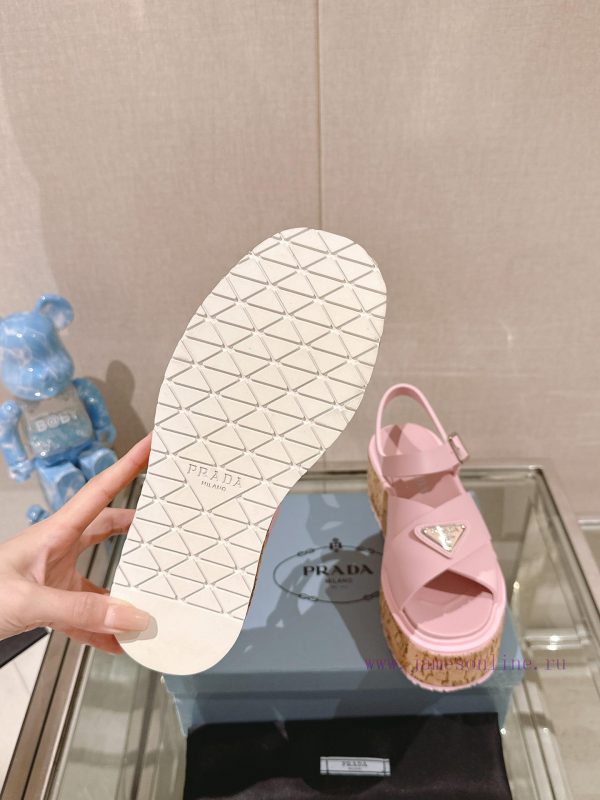 -24Fw Spring/Summer New Prada Wood Grain Thick Bottom Cross Rubber SandalsThis rubber sandalbn19bg29 - Image 10