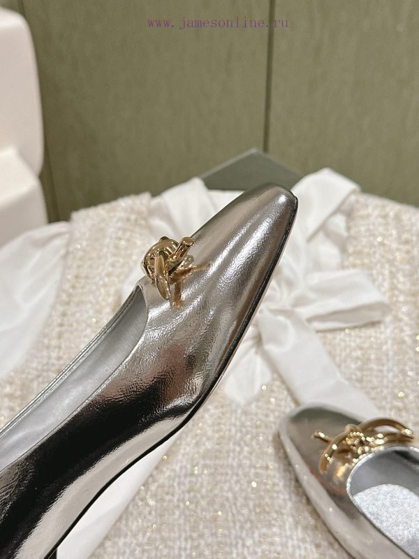 | ²⁰²4 ??  ??Ferragam"Ferragamo Spring/Summer Collection's new product features a square 1nomsxtl - Image 5