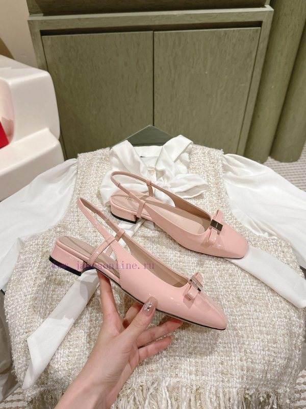 | ²⁰²4 ??  ??Ferragam"Ferragamo Spring/Summer Collection's new product features a square bpflmkfca - Image 3