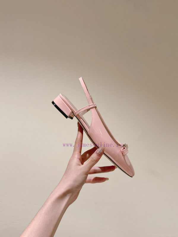 | ²⁰²4 ??  ??Ferragam"Ferragamo Spring/Summer Collection's new product features a square bpflmkfca - Image 9