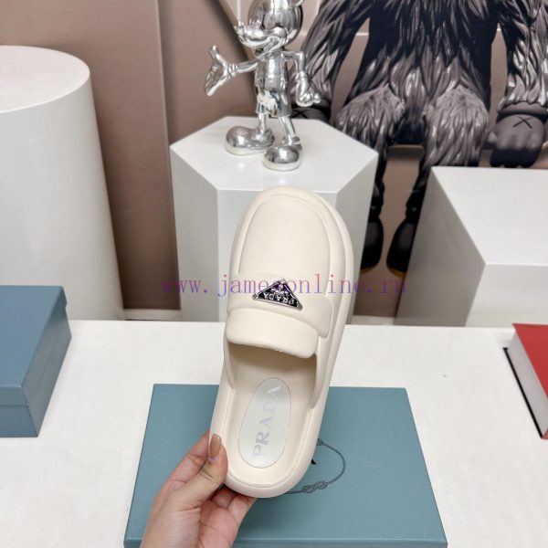 Top tierPrada 2024 vs Spring/Summer Latest Explosive CollectionRound head, thick bottom, hal9jviqpk5 - Image 8