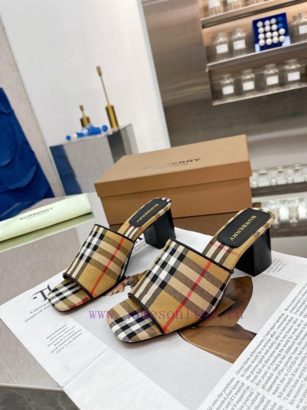 New Product Launch ️ Burberry Thick Heels and Flat Slippers Channel Goods Vulcanized One Stem6ekimqm - Image 7