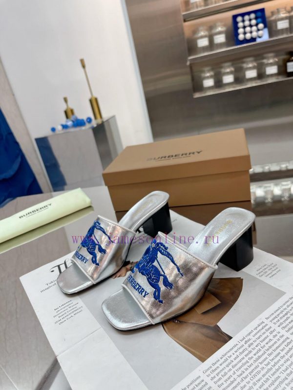 New Product Launch ️ Burberry Thick Heels and Flat Slippers Channel Goods Vulcanized One Ste9p93sy9c