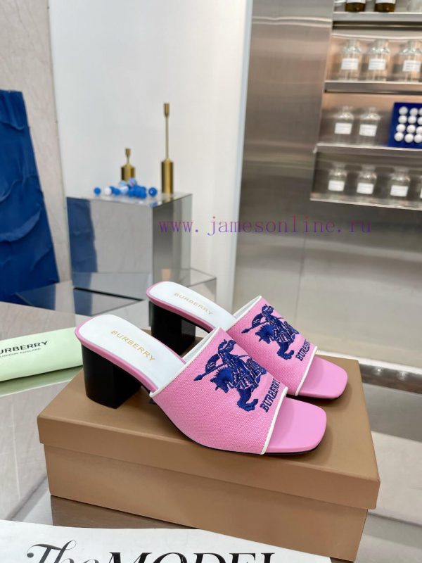 New Product Launch ️ Burberry Thick Heels and Flat Slippers Channel Goods Vulcanized One Stec4rni8d8