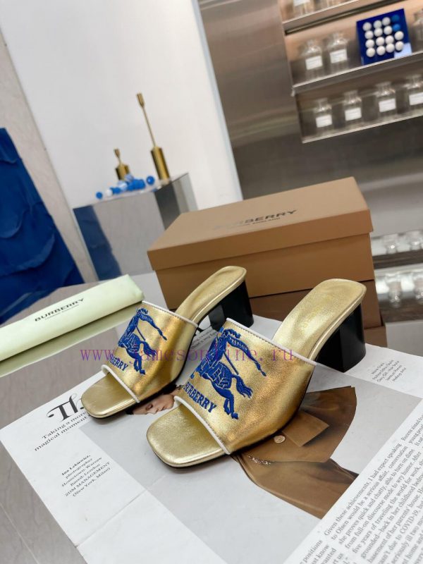 New Product Launch ️ Burberry Thick Heels and Flat Slippers Channel Goods Vulcanized One Steb9mw4g3n