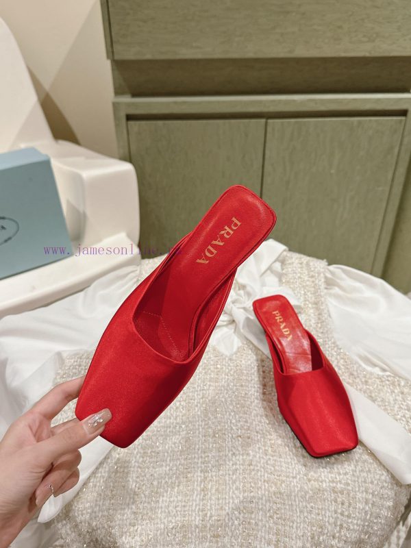 | ²⁰²4 ??  ??Prada's new spring and summer stunning slippers are so surprising this season.q9k0q8ie - Image 3