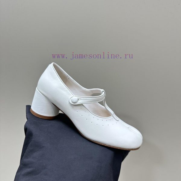 Purchasing level Maison Margiela MM6 tabi split toe shoes 2024 new products most popular buyn4slrbs2 - Image 8
