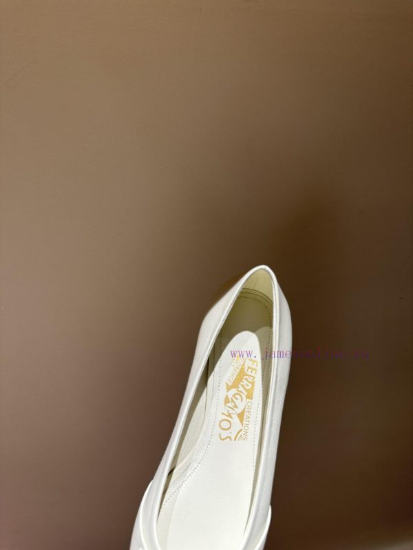 FERRAGAM * 24/Early Spring New Ferragamo Flat Single Shoes, this year's hot bow paired with q4cxq52v - Image 6