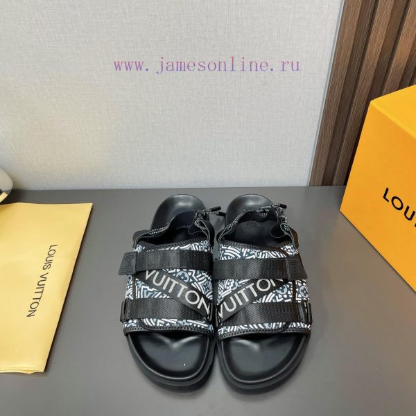 Top tierL * V Donkey 2024vs Summer Latest Wang Fried Sandals SeriesRound toe heel strap coola8lri874