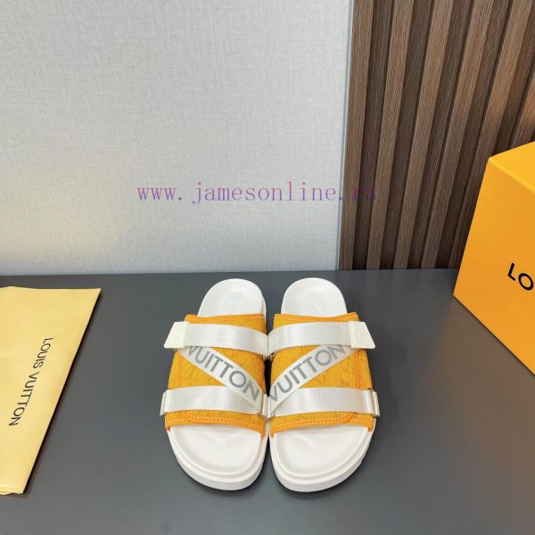 Top tierL * V Donkey 2024vs Summer Latest Wang Fried Sandals SeriesRound headed lazy person yxrifim5