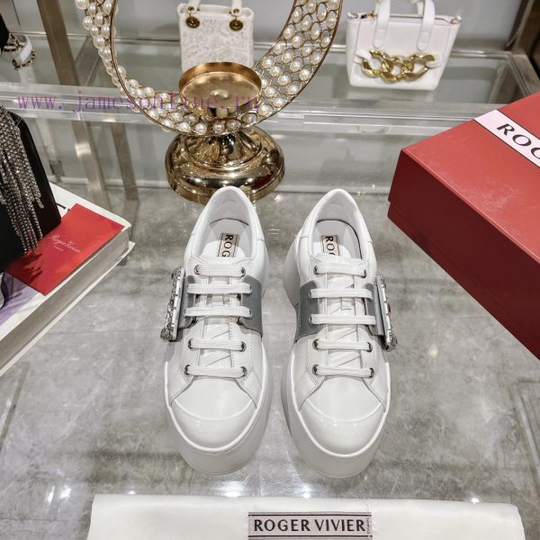 The 2024 new RV women's shoes, Viv Skate casual white shoes, are easy to wear and versatile 61hund6y