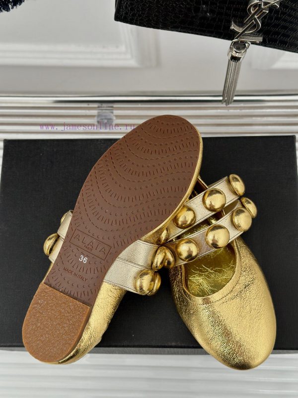 AlAIA | Classic retro pearl Mary Jane shoes from AlAIAFull of girlish style, with both moderimp6ibob - Image 10