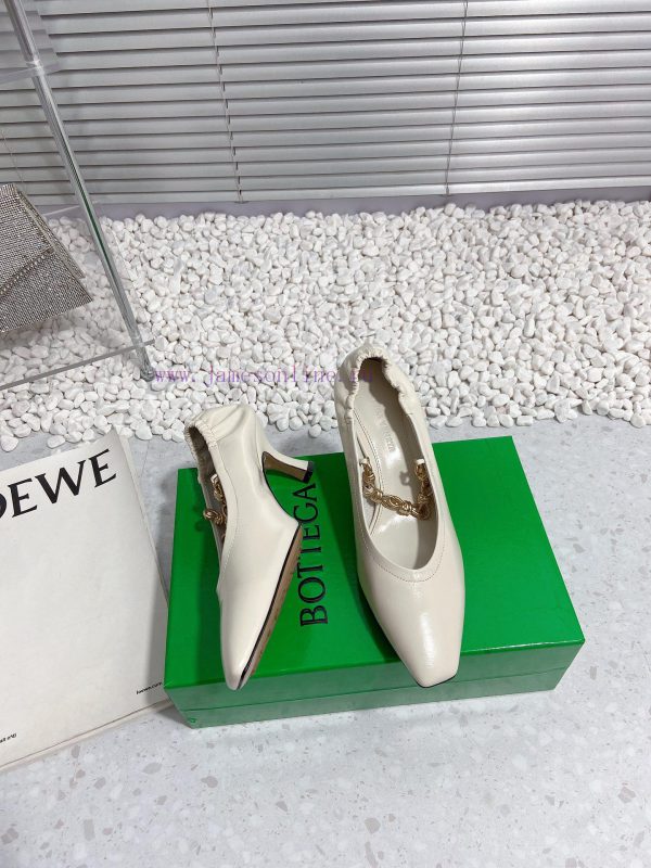 Bottega Veneta 24 new BV small square chain high heels single shoe◾ Shoe upper made of cowhigo2jazmy - Image 6