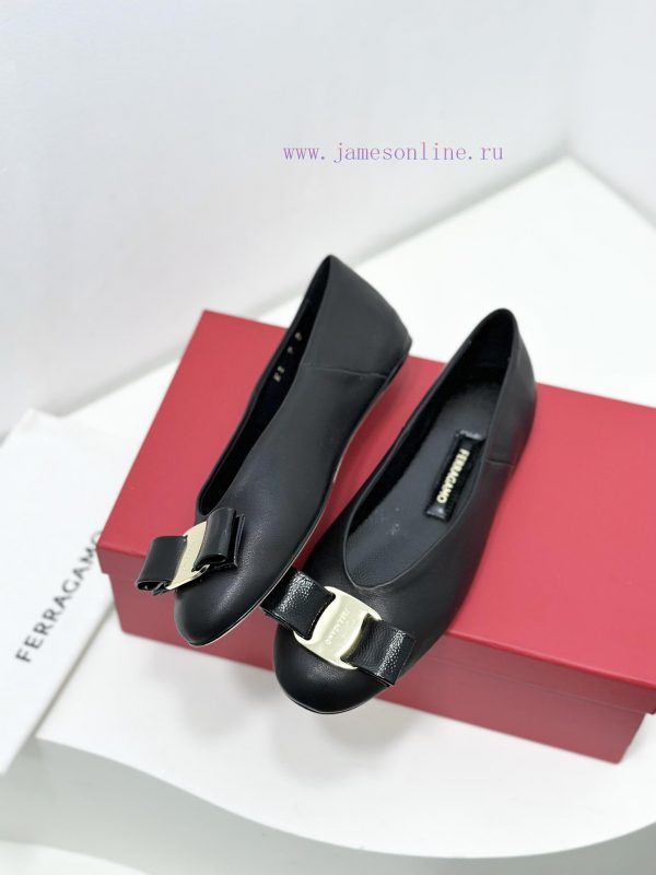 24ss FERRAGAMO new retro style flat witch shoes grandma shoesFerragamo's new witch shoes arekfigf9e5 - Image 4