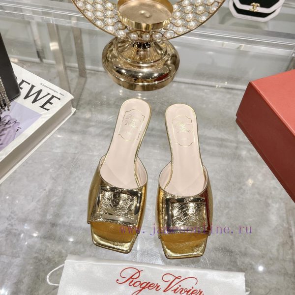 Roger Vivier RV open toed metal square buckle high-heeled slippers for cooldown, new RV earlhio2bety