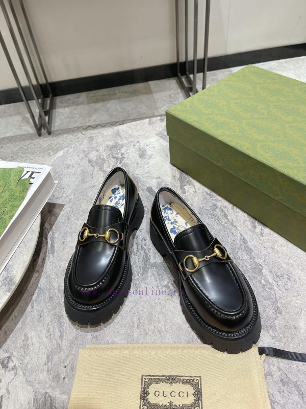 .gucc …i fw24 new arrival～G's classic thick soled height increasing loafers new productThe larsd8asv