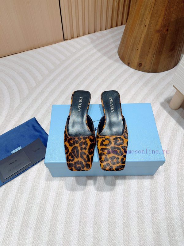 -24Fw Summer New Prada Square Head Leopard Pattern Muller Half SlippersThis leopard print M pvcfwz73