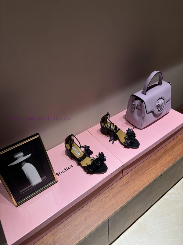 The mostAQUAZURA Big Pineapple Butterfly ? Decorative high heels2024 Spring/Summer Butterflyzodgfpni