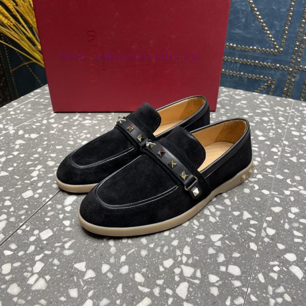 Valentino. The latest collection of Valentino features the most detailed and perfect classicj6e8skyv - Image 4